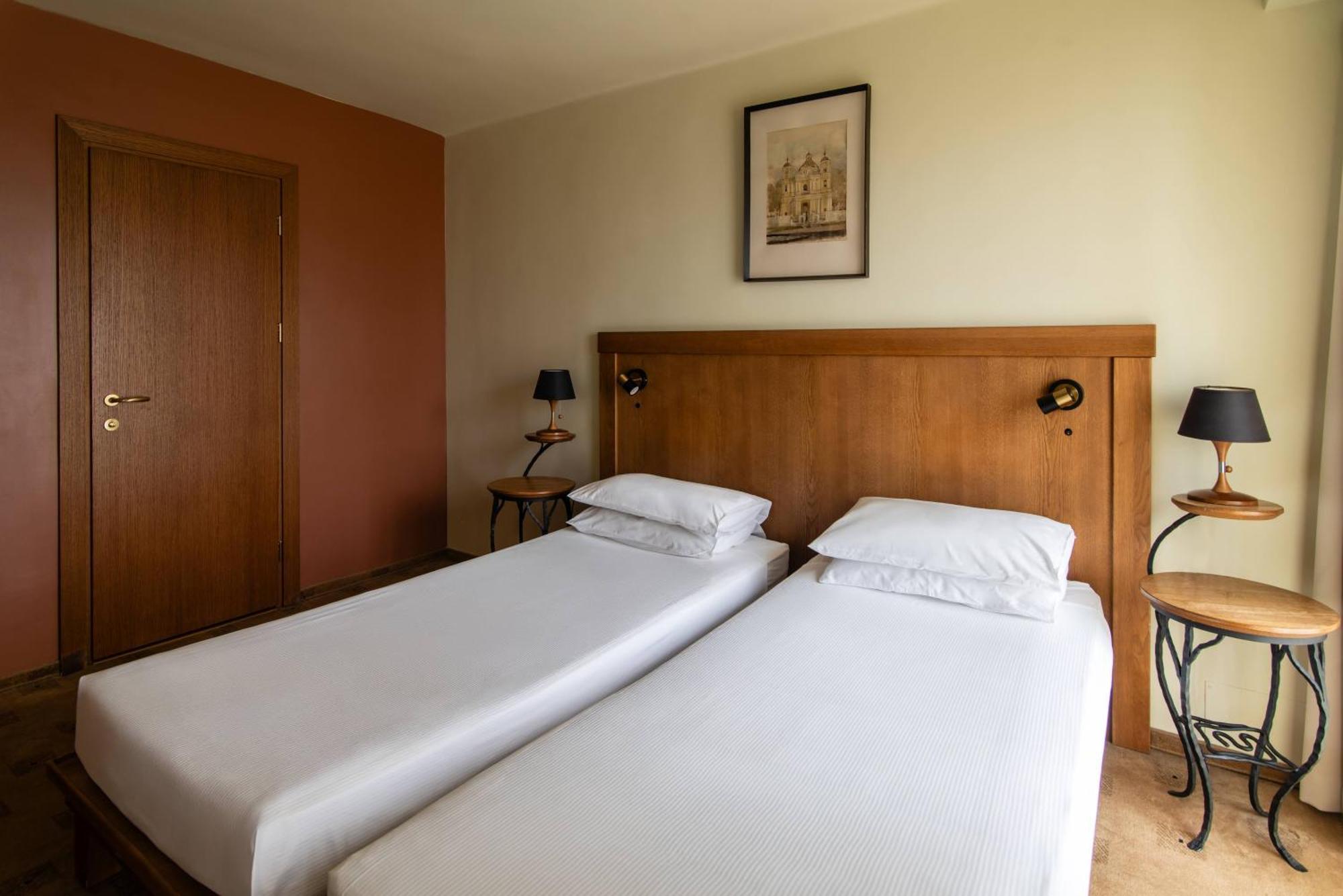 Western Hotel Wilna
