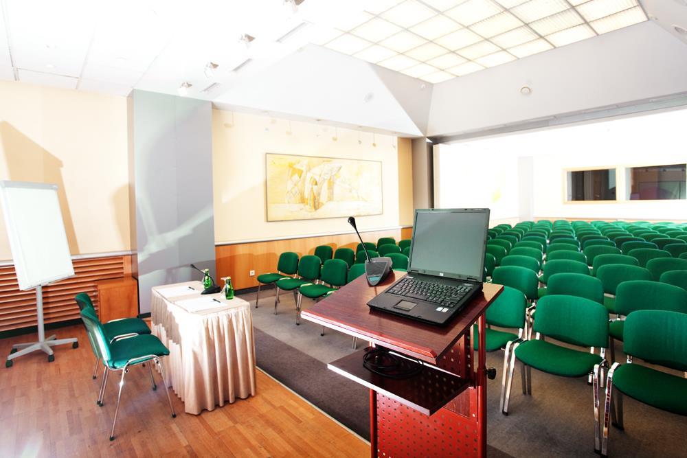 Western Hotelli 4*